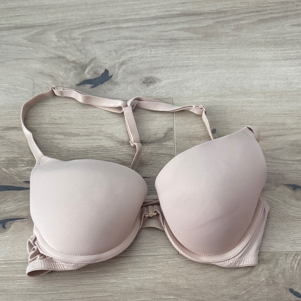 PINK Victoria's Secret Nude Front Clasp Bra